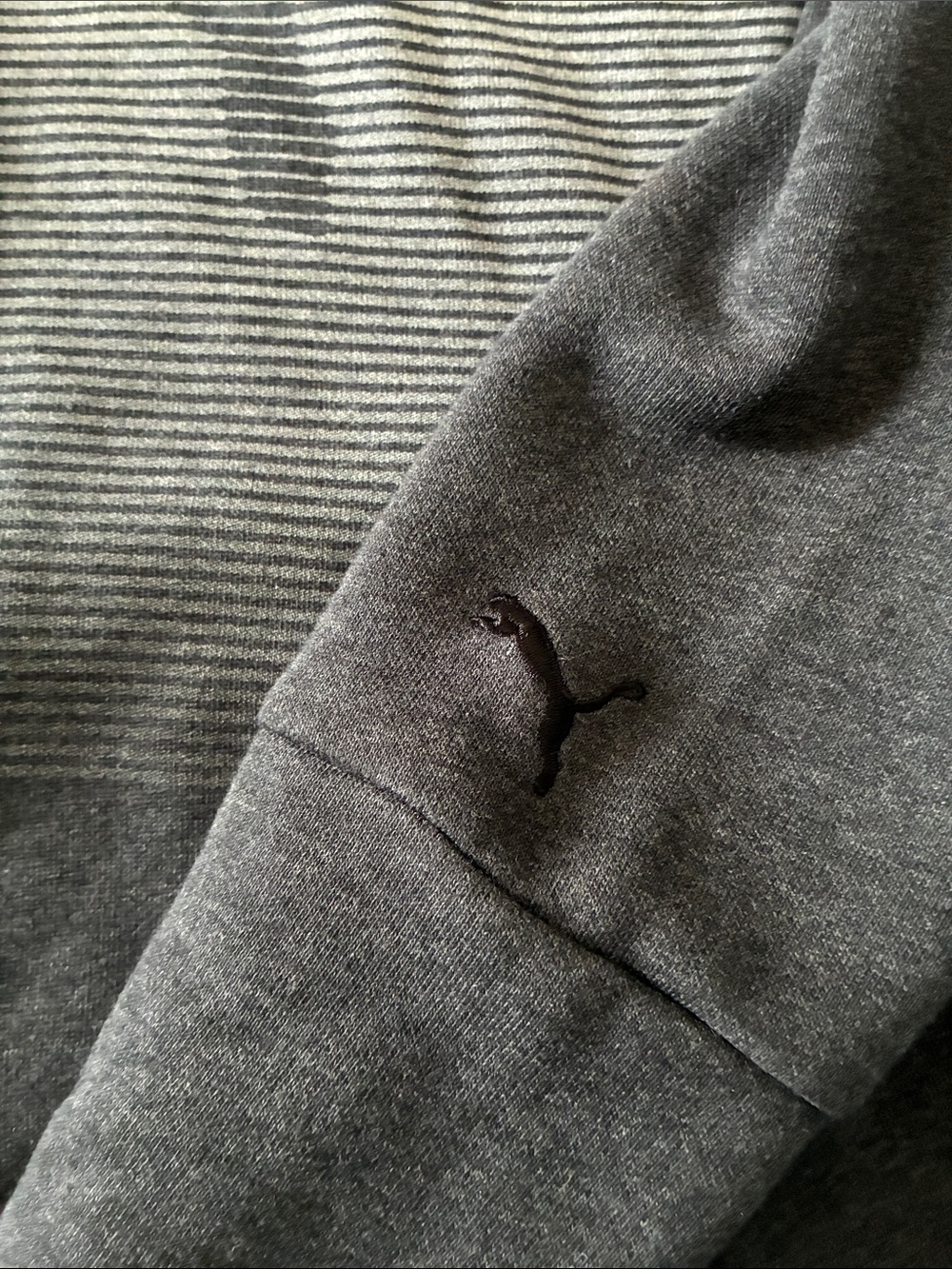 PUMA Pullover hoodie *black & grey* - Picture 4 of 7